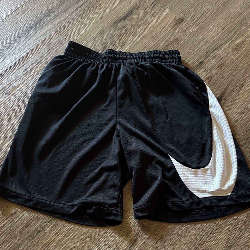 Nike Men's Black and White Sports Shorts